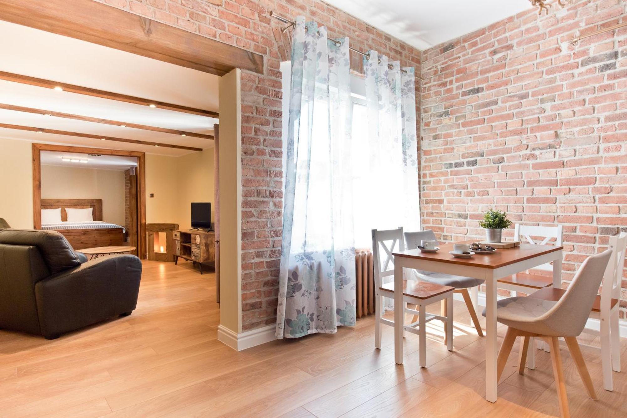 Apartment Starowka No1, No2, No3 *