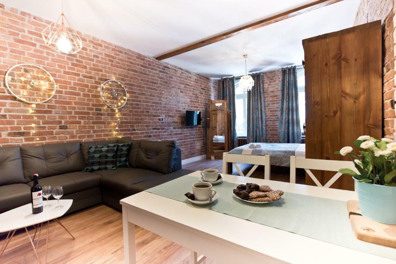 Starowka No1, No2, No3 Apartment *